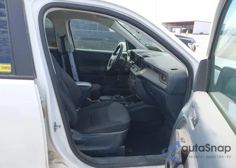 2022 Ford Maverick Xl z USA, uszkodzony, nr VIN 3FTTW8E95NRA36761